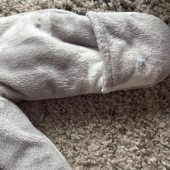 Carter's Gray Footies One Piece with mittens and hood bear design CUTE AND SOFT! - Picture 8 of 9